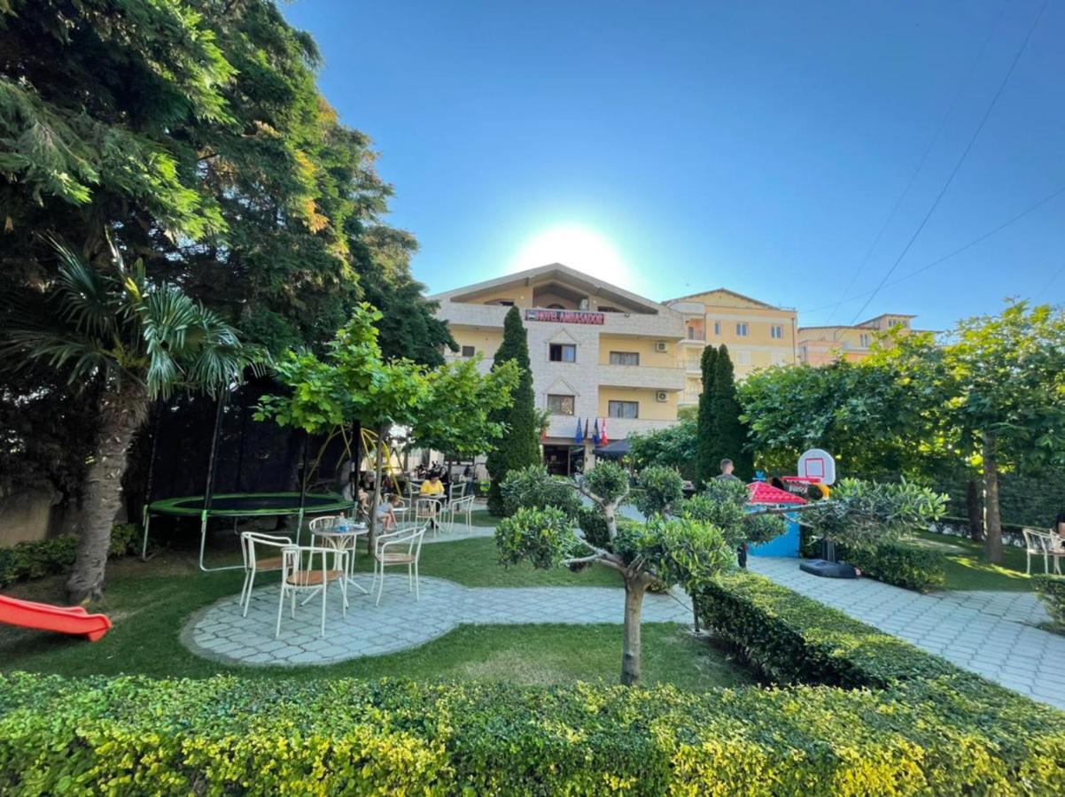 Hotel Ambasador Garden Lezhë 外观 照片