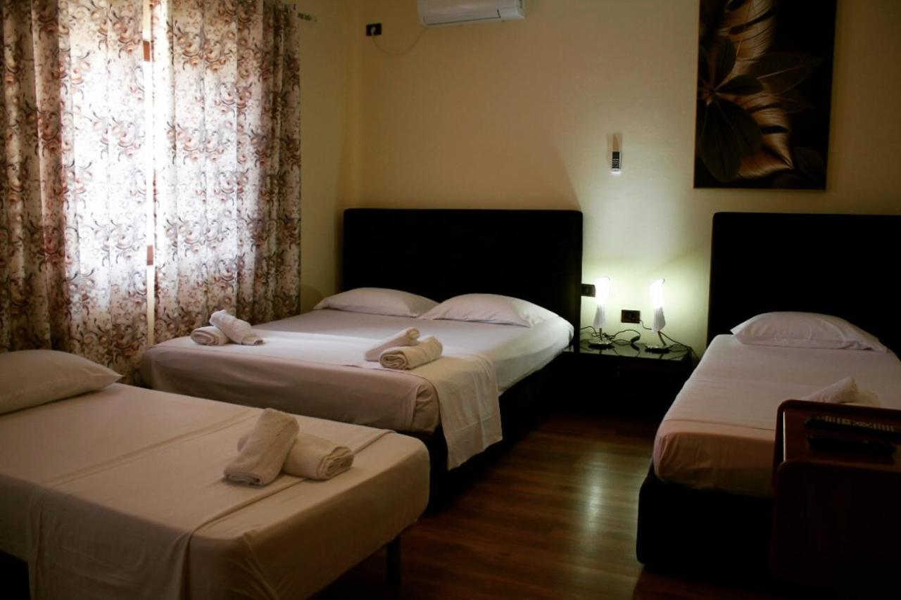 Hotel Ambasador Garden Lezhë 客房 照片