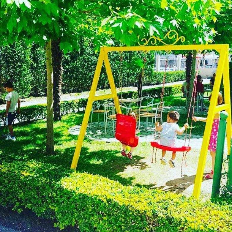 Hotel Ambasador Garden Lezhë 外观 照片